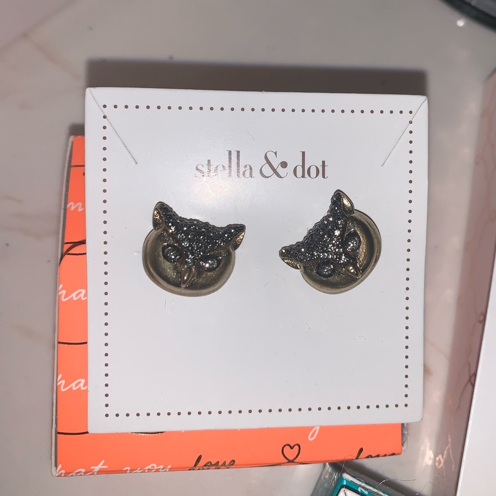Stella & Dot Owl Earrings